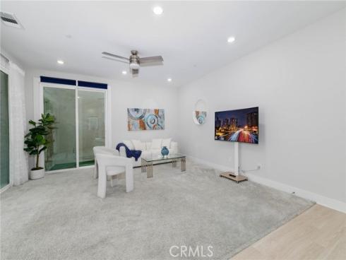 102 Pattern , Irvine, CA