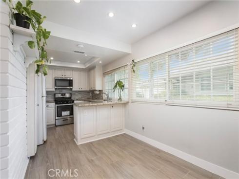 5111 Alder , Irvine, CA