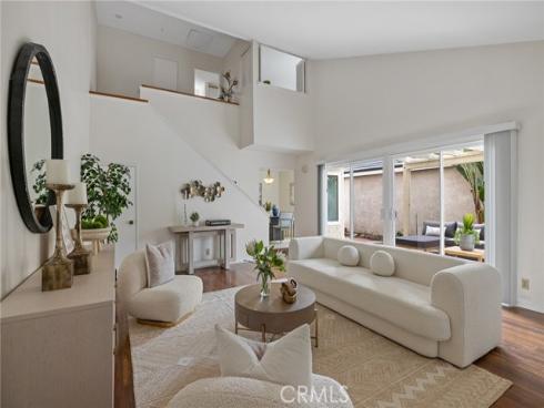 12 Windrow , Irvine, CA