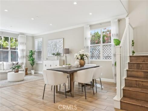 111 Baja , Irvine, CA