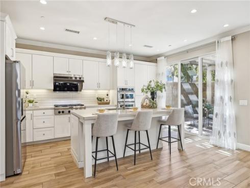 111 Baja , Irvine, CA