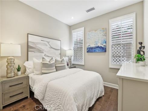 111 Baja , Irvine, CA