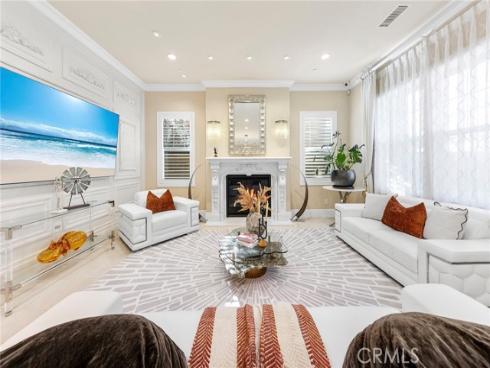 123 Calderon , Irvine, CA