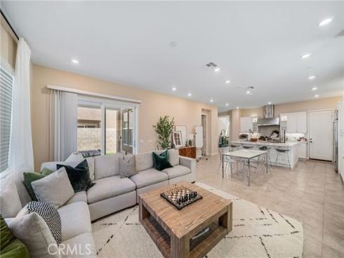 81 Pelican Lane, Irvine, CA