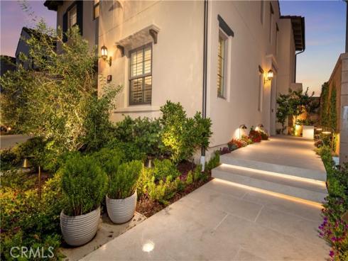 208  Canterbury  , Irvine, CA