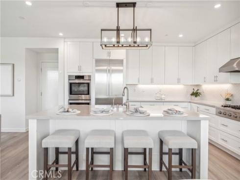 208  Canterbury  , Irvine, CA