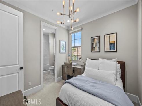 105 Cutlass , Irvine, CA