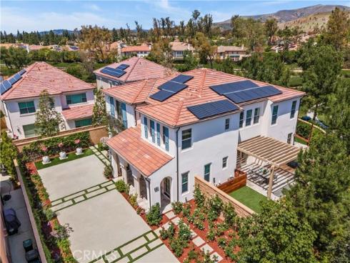 105 Cutlass , Irvine, CA