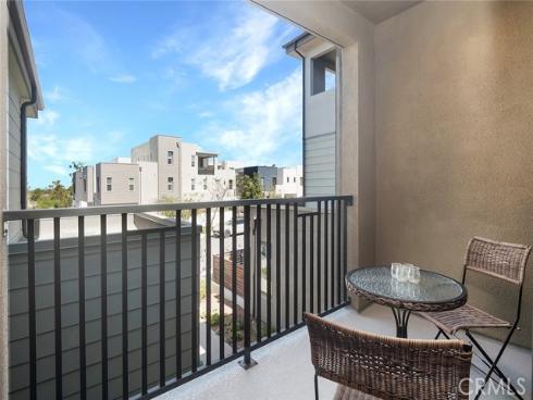 208 Novel , Irvine, CA