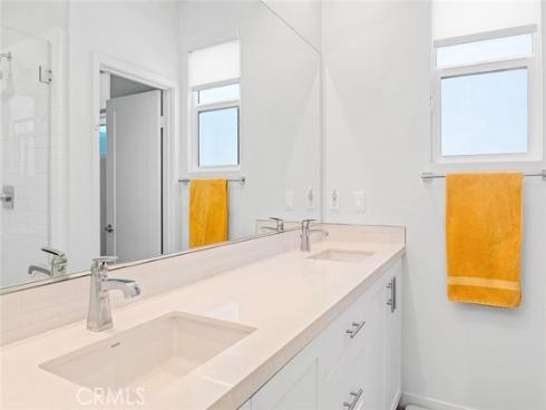 208 Novel , Irvine, CA