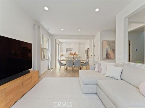 115 Oak Forest , Irvine, CA