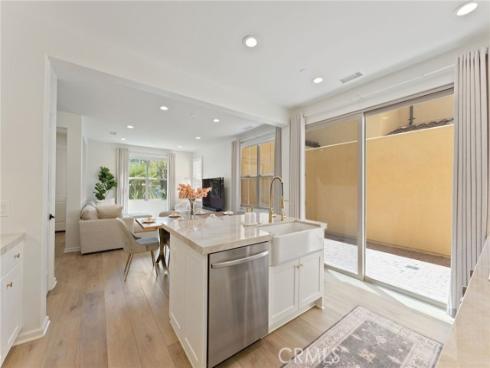 115 Oak Forest , Irvine, CA