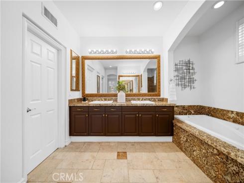 102 Spring Valley , Irvine, CA