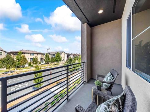 1073 Cadence , Irvine, CA