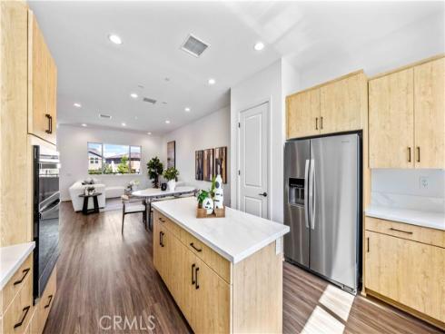 1073 Cadence , Irvine, CA