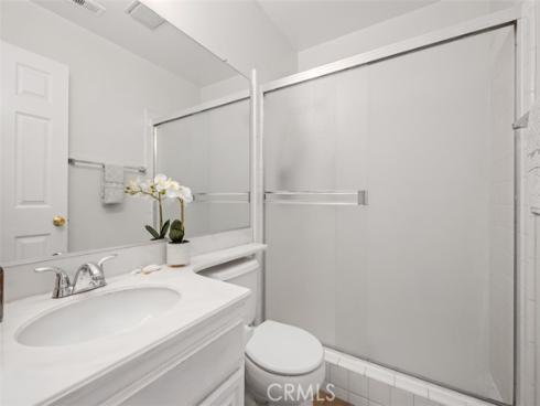 44  Oxford  , Irvine, CA