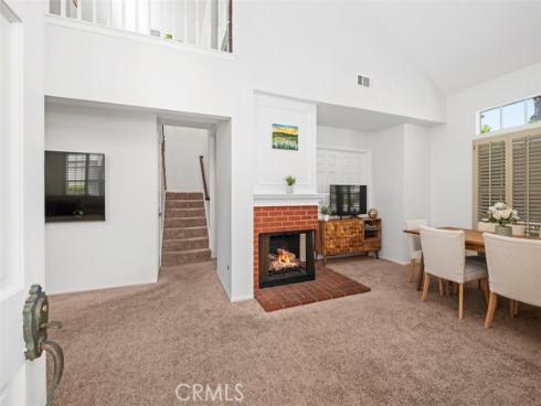 44  Oxford  , Irvine, CA