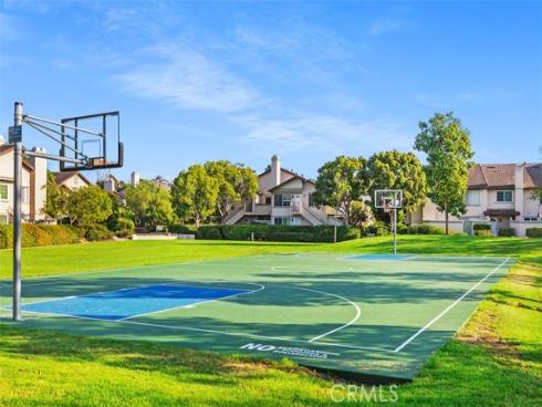 44  Oxford  , Irvine, CA