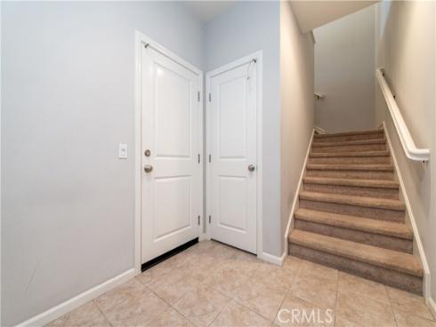 68 Evening Sun , Irvine, CA