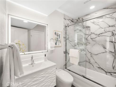 12 Whitewood Way, Irvine, CA