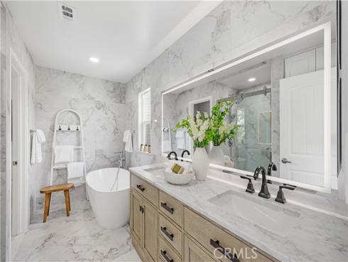 12 Whitewood Way, Irvine, CA