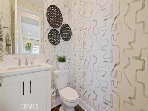 425 Junco , Irvine, CA