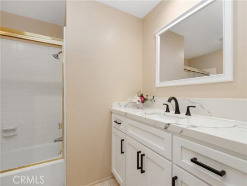 45 Lakeshore 23 , Irvine, CA