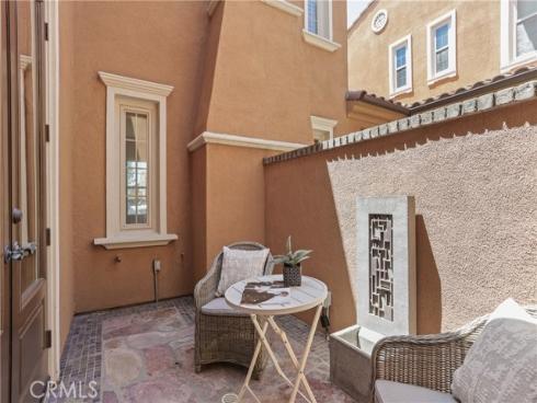 89  Chantilly  , Irvine, CA