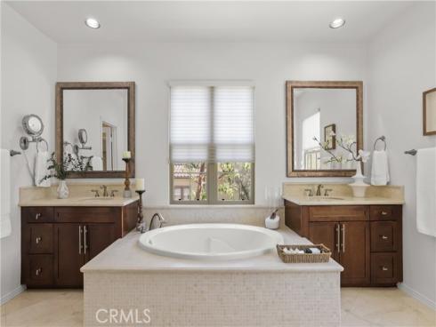 89  Chantilly  , Irvine, CA