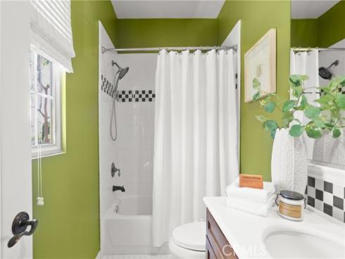 89  Chantilly  , Irvine, CA