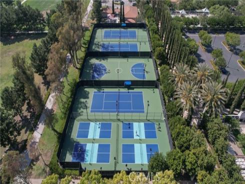 89  Chantilly  , Irvine, CA