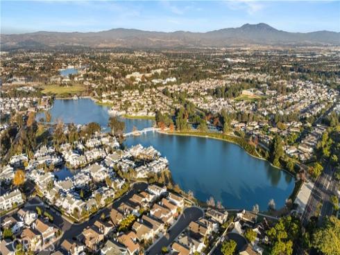 14  Eagle point  , Irvine, CA