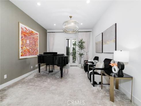 114  Interstellar  , Irvine, CA