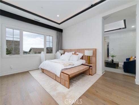 114  Interstellar  , Irvine, CA