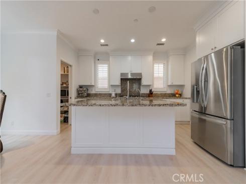 109  Hanging Garden  , Irvine, CA