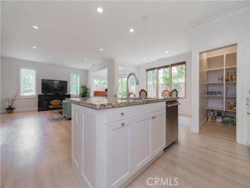 109  Hanging Garden  , Irvine, CA