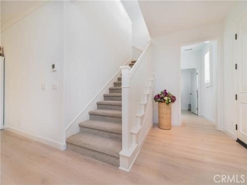 109  Hanging Garden  , Irvine, CA