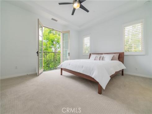 109  Hanging Garden  , Irvine, CA