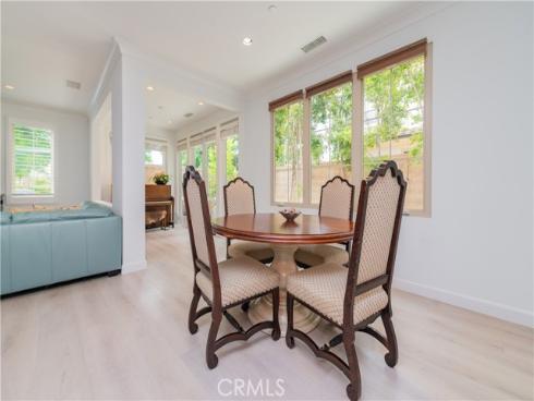 109  Hanging Garden  , Irvine, CA