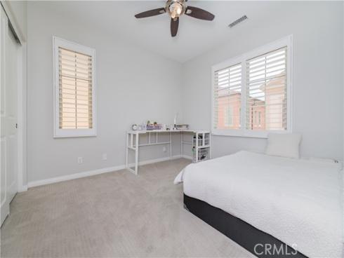 109  Hanging Garden  , Irvine, CA