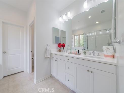 109  Hanging Garden  , Irvine, CA