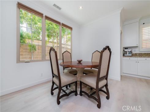 109  Hanging Garden  , Irvine, CA