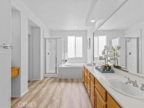 2 Westgate , Irvine, CA