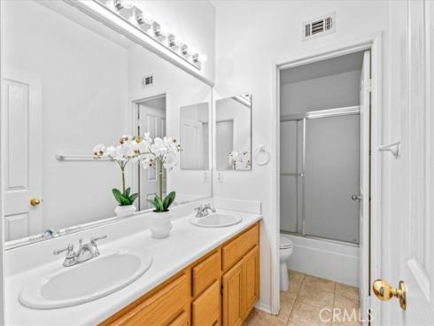 2 Westgate , Irvine, CA