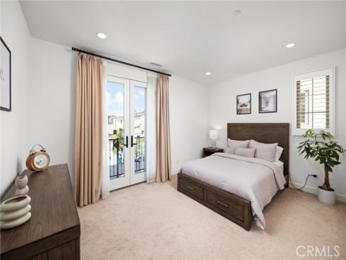 138 Jayhawk , Irvine, CA