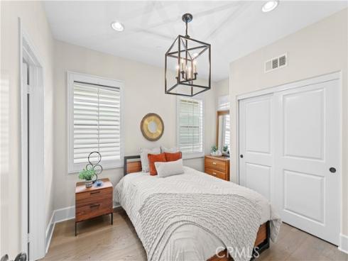 129 Pathway , Irvine, CA