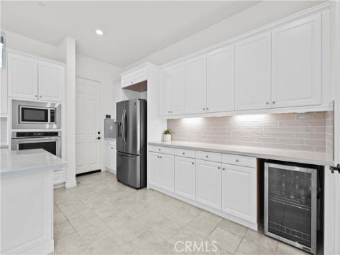 107 Frontier , Irvine, CA