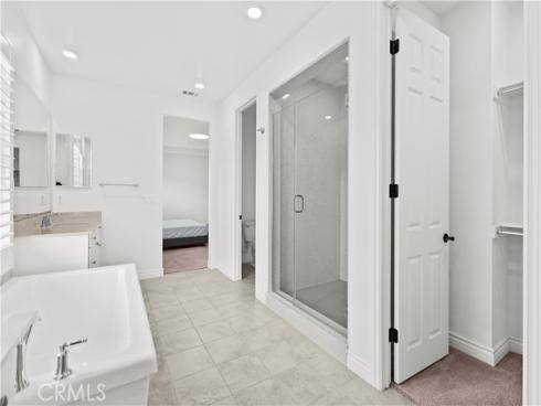 107 Frontier , Irvine, CA