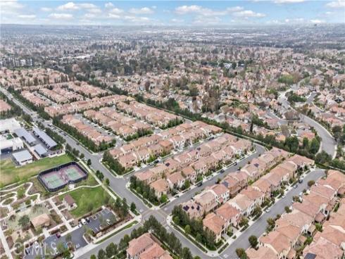 107 Frontier , Irvine, CA