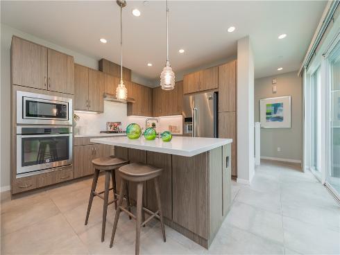 727  Beacon  , Irvine, CA